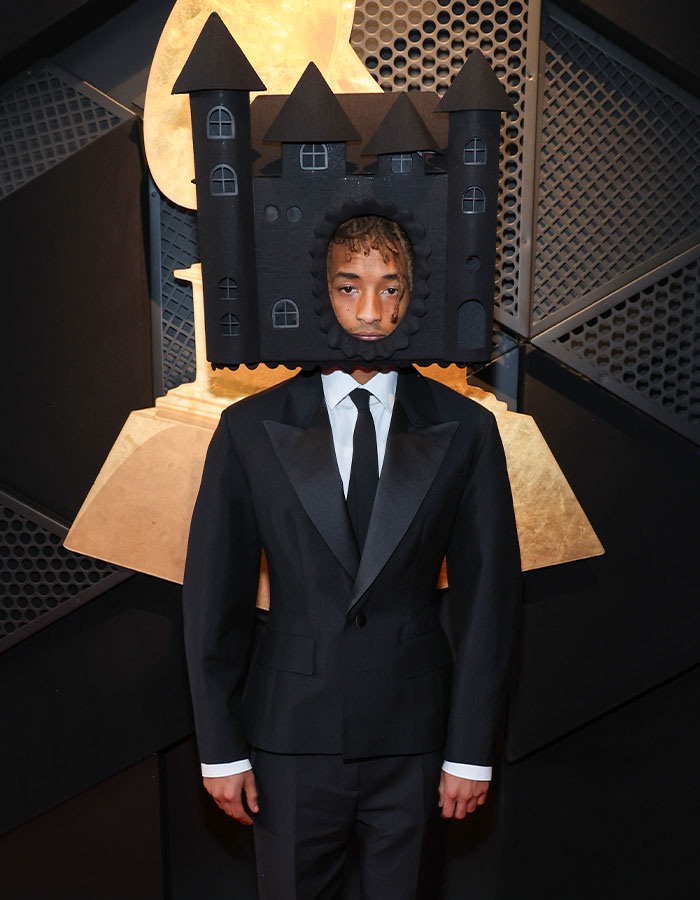 “Lost His Way”: Will Smith’s Son Jaden Sparks Concern With “Strange” Appearance In New Video “Lost His Way”: Will Smith’s Son Jaden Sparks Concern With “Strange” Appearance In New Video