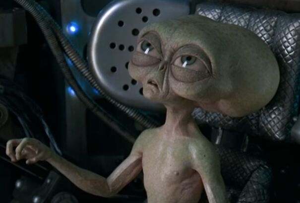 Little-Alien-67dbe1d70feef.jpg