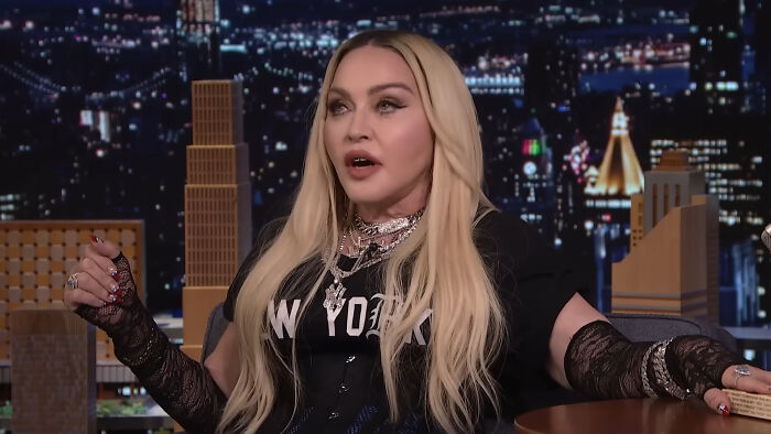 People Are Confused How These 50 Celebrities Are Considered Attractive As They Don’t See It