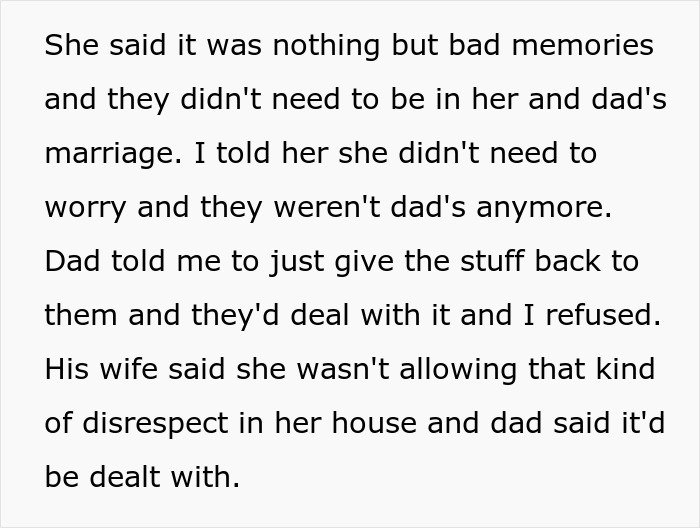 Text about a woman accused of stealing while taking her late mom's belongings back from the trash. Text about a woman accused of stealing while taking her late mom's belongings back from the trash.