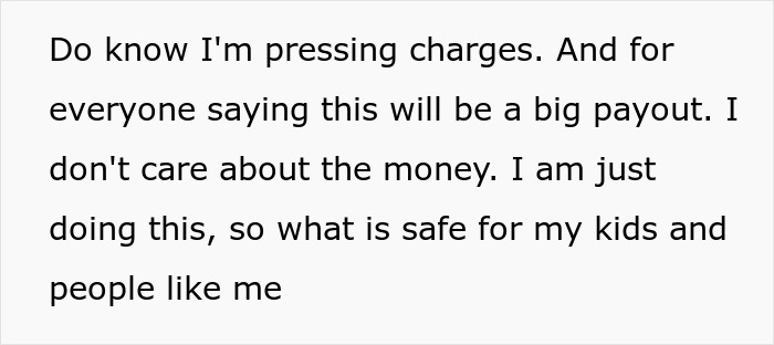 “Before I Knew It, I'm Being Punched”: Dad’s Love For His Daughter Gets Mistaken For A Crime “Before I Knew It, I'm Being Punched”: Dad’s Love For His Daughter Gets Mistaken For A Crime