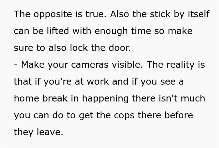 Text with tips from ex-burglars on home protection, discussing locking doors and making security cameras visible. Text with tips from ex-burglars on home protection, discussing locking doors and making security cameras visible.