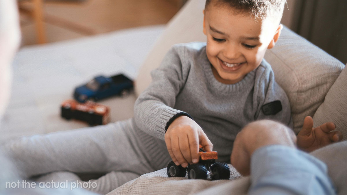 Friend Goes Ballistic When Couple Has To Bring 2YO On Trip, Claims He Ruined Everything