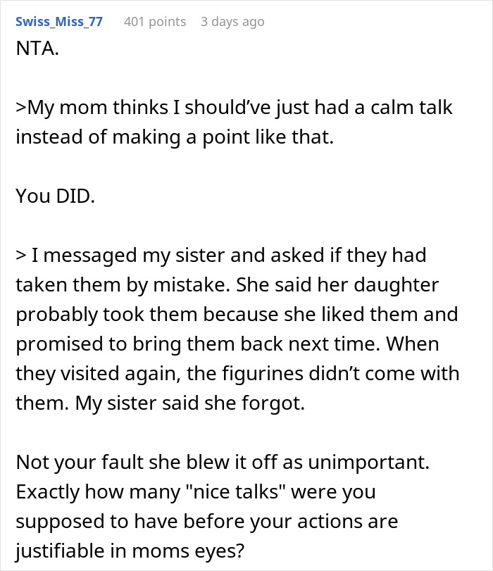 Screenshot of a Reddit comment discussing an aunt keeping toys until stolen trinkets are returned by her niece. Screenshot of a Reddit comment discussing an aunt keeping toys until stolen trinkets are returned by her niece.