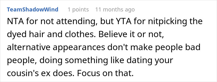 Reddit comment discussing relationships, focusing on dating a cousin's ex and nitpicking appearances. Reddit comment discussing relationships, focusing on dating a cousin's ex and nitpicking appearances.