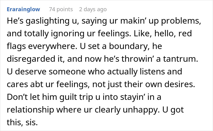 Text message advising about red flags in a relationship where boundaries are ignored. Text message advising about red flags in a relationship where boundaries are ignored.