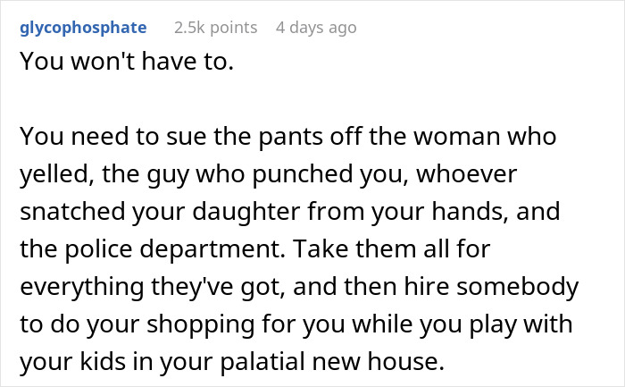 “Before I Knew It, I'm Being Punched”: Dad’s Love For His Daughter Gets Mistaken For A Crime “Before I Knew It, I'm Being Punched”: Dad’s Love For His Daughter Gets Mistaken For A Crime