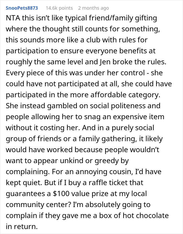 Text discussing a club member expelled for breaking gift exchange rules and causing drama after being exposed. Text discussing a club member expelled for breaking gift exchange rules and causing drama after being exposed.