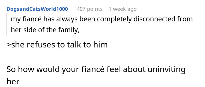 Text screenshot about a fiancé disconnected from family, discussing wedding invitations. Text screenshot about a fiancé disconnected from family, discussing wedding invitations.