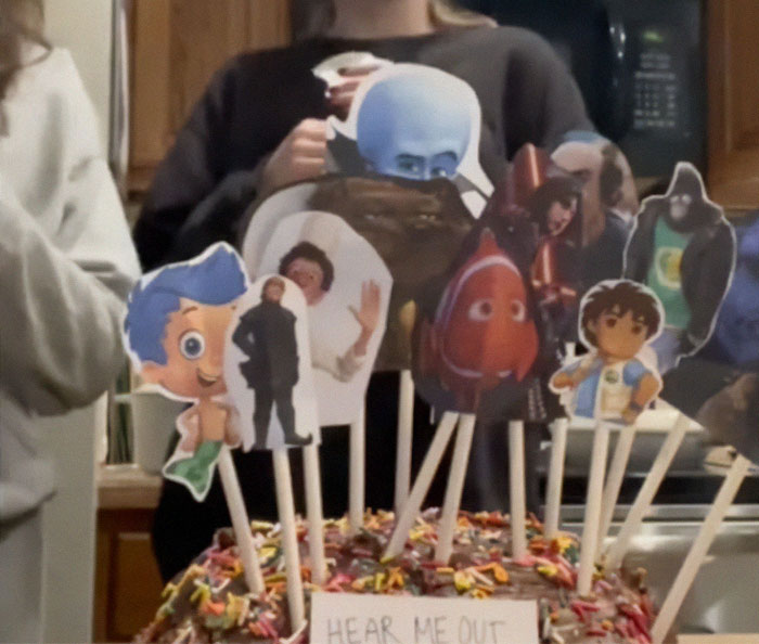 “I Feel Violated”: Woman Doesn’t Know What To Do After Landing In Coworker’s “Hear Me Out Cake” “I Feel Violated”: Woman Doesn’t Know What To Do After Landing In Coworker’s “Hear Me Out Cake”