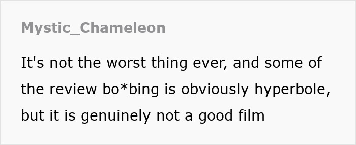 Text review of Disney's Snow White highlighting its poor performance and criticism. Text review of Disney's Snow White highlighting its poor performance and criticism.