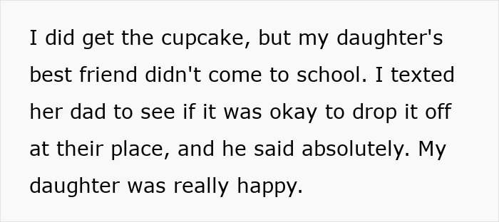 Text message about a cupcake delivery making a girl happy, after arrangement with her dad. Text message about a cupcake delivery making a girl happy, after arrangement with her dad.