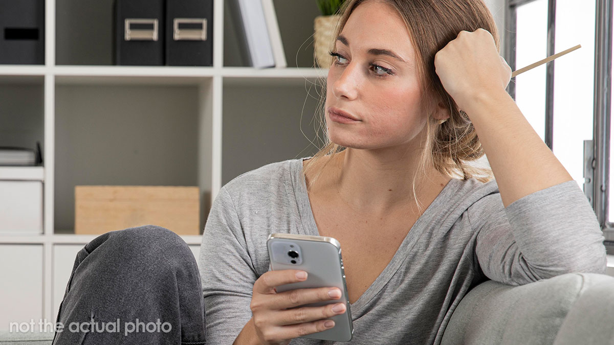 Man Conveniently “Forgets” About His Marriage To Wife, Fiancée Horrified After Finding Out