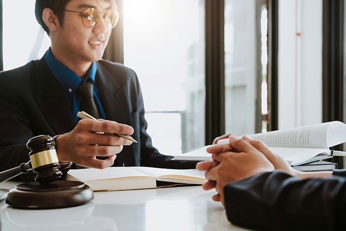 Inheritance Drama Ensues After Mom Abandons Daughter For 25 Yrs And Leaves Everything To Neighbor Inheritance Drama Ensues After Mom Abandons Daughter For 25 Yrs And Leaves Everything To Neighbor