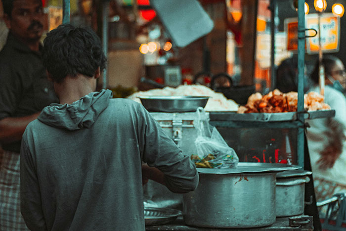 25 Real-Life Health Inspector Stories That Might Make You Lose Your Appetite