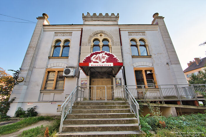 From Prayer To Public Places: 12 Synagogues With Unbelievable New Lives From Prayer To Public Places: 12 Synagogues With Unbelievable New Lives