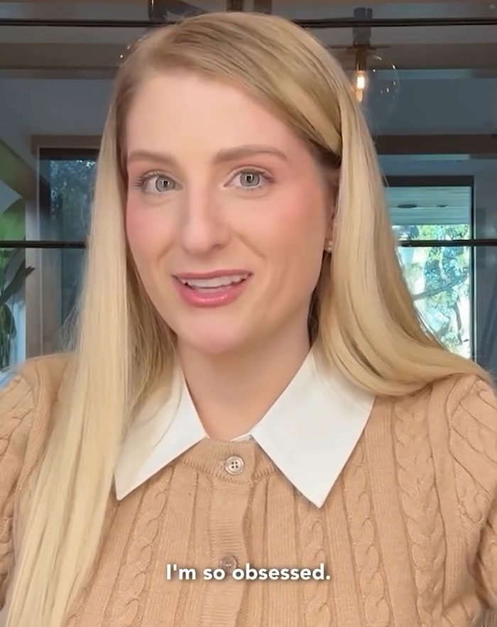 “As Long As She’s Happy”: People Defend Meghan Trainor After She Flaunts Breast Augmentation “As Long As She’s Happy”: People Defend Meghan Trainor After She Flaunts Breast Augmentation