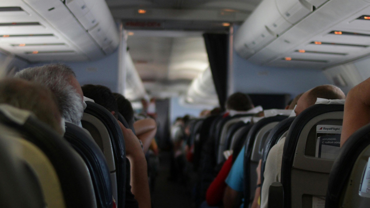 “It Was Really Embarrassing”: Person Refuses To Accommodate Overweight Plane Passenger