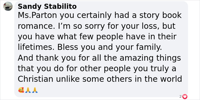 Comment praising Dolly Parton's romance with Carl Dean and offering condolences for his passing. Comment praising Dolly Parton's romance with Carl Dean and offering condolences for his passing.