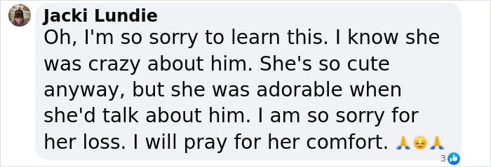 Text message expressing condolences on Carl Thomas Dean's passing, mentioning Dolly Parton's love for him. Text message expressing condolences on Carl Thomas Dean's passing, mentioning Dolly Parton's love for him.