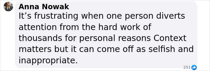 Anna Nowak discusses attention diversion and context in a comment related to 'Snow White' performance. Anna Nowak discusses attention diversion and context in a comment related to 'Snow White' performance.