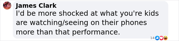 Text message expressing a reaction to performance, mentions kids watching phones over the Brit Awards event. Text message expressing a reaction to performance, mentions kids watching phones over the Brit Awards event.