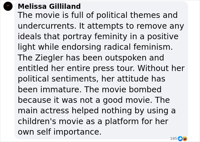 Text comment discussing Snow White movie performance and main actress's influence. Text comment discussing Snow White movie performance and main actress's influence.