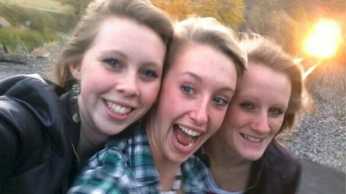 40 People Share The Scariest Photos They’ve Seen That Looked Normal To Them At First