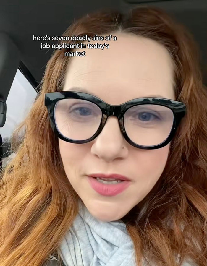 Woman in glasses sharing résumé writing insights for 2025 mistakes. Woman in glasses sharing résumé writing insights for 2025 mistakes.