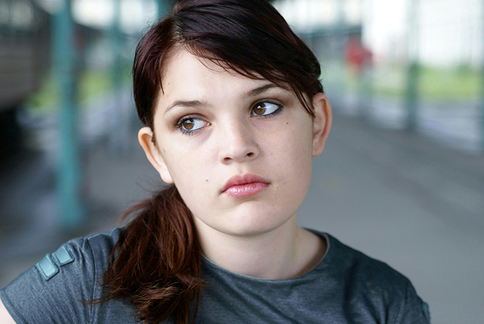 Brother Removes Sister From Wedding Party, Family Justifies It As Being "For Her Own Good" Brother Removes Sister From Wedding Party, Family Justifies It As Being "For Her Own Good"