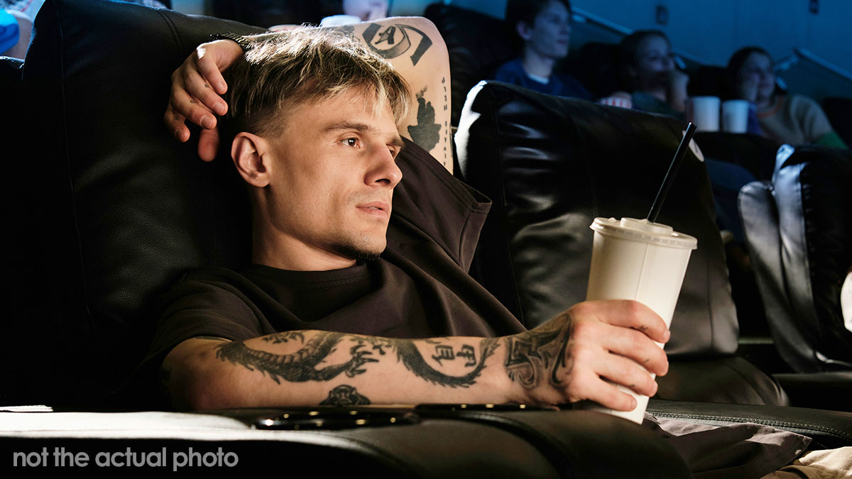 Woman Gets Hurt At Movies After Guy Pushes Her To Buy A Ticket, Her BF Spoils The Ending For Him