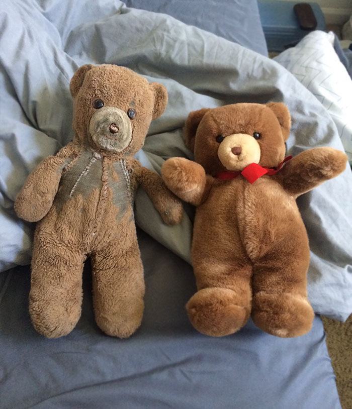 Two teddy bears on a bed, one worn and one new, illustrating time vs. things.