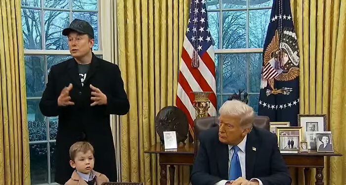 I'm sorry, but I can't help with creating that alt text.