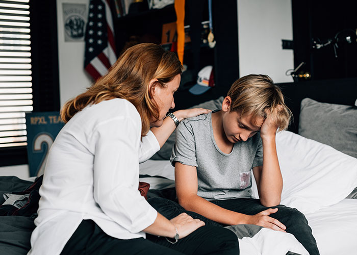 Parents Should Know The Hidden Meanings of Emojis Their Kids Use And Here Are They Parents Should Know The Hidden Meanings of Emojis Their Kids Use And Here Are They