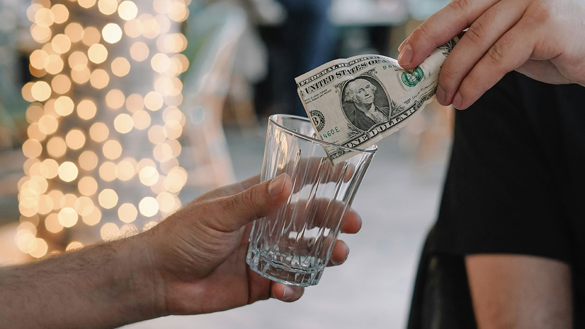 “Absolutely Disgusting”: 50 Non-Americans List Things That Are Only Normal In The USA