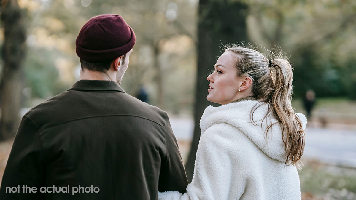 Punjabi Guy Wants European Wife To Emigrate To Rural India With Him, Netizens Warn Her Not To