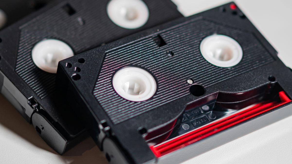 Man’s Effort To Keep Late Wife’s Memory Alive For Their Daughter Ends In Betrayal By His New Wife