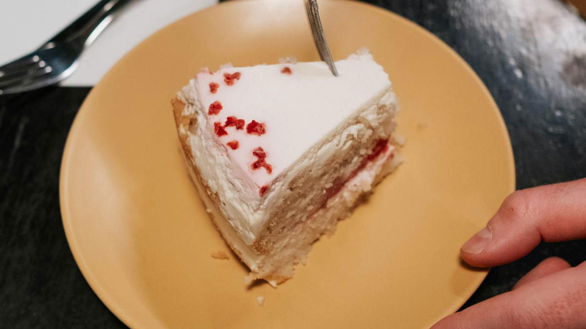 30 Absurd Bonuses That Made Employees Feel Undervalued At Work