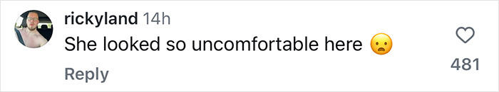 Comment expressing discomfort with the encounter, including a worried emoji and 481 likes. Comment expressing discomfort with the encounter, including a worried emoji and 481 likes.