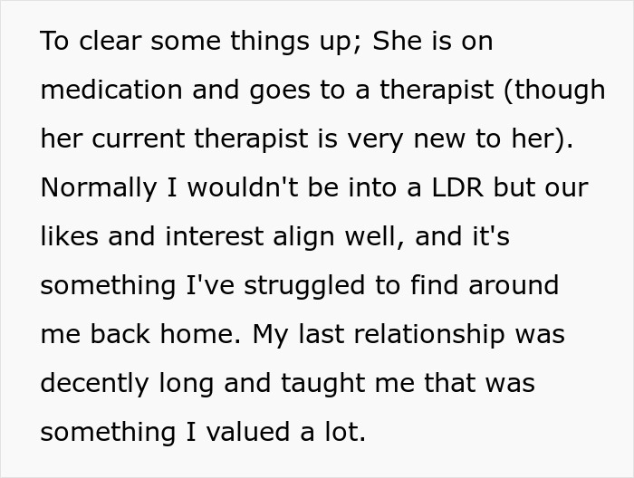 Text discusses challenges in a long-distance relationship; mentions therapy and shared interests. Text discusses challenges in a long-distance relationship; mentions therapy and shared interests.