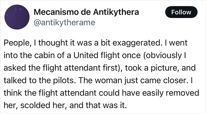 Tweet discussing a flight attendant and pilots handling a disruptive passenger near the cockpit during a delay. Tweet discussing a flight attendant and pilots handling a disruptive passenger near the cockpit during a delay.