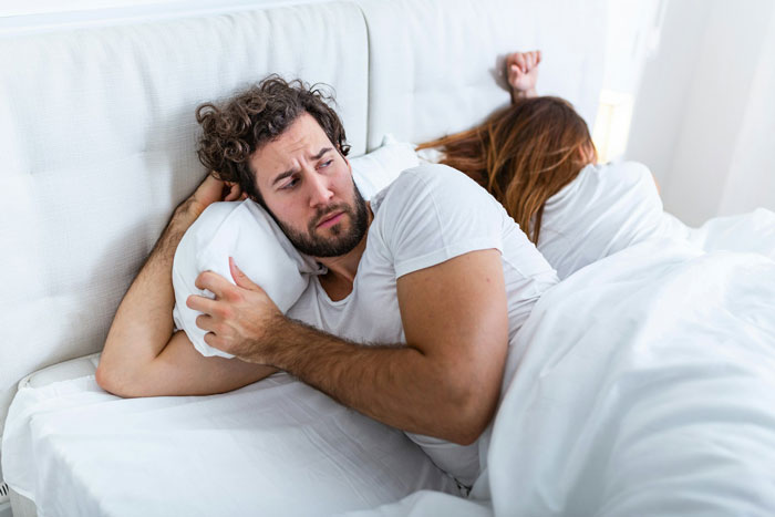 “Can’t Unring That Bell”: Wife Embarrasses Husband In Front Of Friends, He Rethinks Everything “Can’t Unring That Bell”: Wife Embarrasses Husband In Front Of Friends, He Rethinks Everything