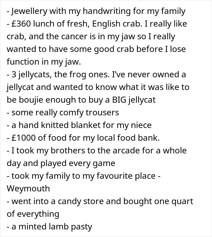 List of experiences and purchases, highlighting a good credit score use. List of experiences and purchases, highlighting a good credit score use.