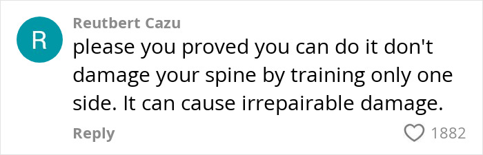 Comment warning about spine damage for "The Crooked Man" viral for training one side of body, with 1882 likes. Comment warning about spine damage for "The Crooked Man" viral for training one side of body, with 1882 likes.