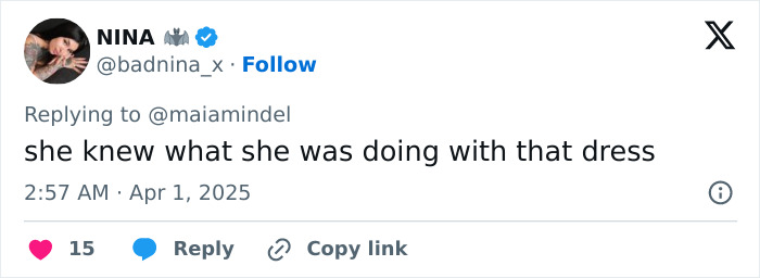 Tweet reacting to Sydney Sweeney's dress at Glen Powell's sister's wedding. Tweet reacting to Sydney Sweeney's dress at Glen Powell's sister's wedding.