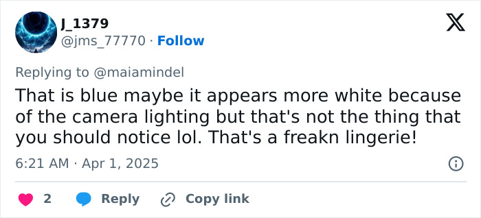 Tweet discussing Sydney Sweeney's dress color controversy at Glen Powell's sister's wedding. Tweet discussing Sydney Sweeney's dress color controversy at Glen Powell's sister's wedding.