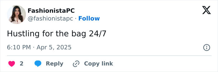 Tweet by FashionistaPC stating, "Hustling for the bag 24/7," related to Nicole Kidman's transformation. Tweet by FashionistaPC stating, "Hustling for the bag 24/7," related to Nicole Kidman's transformation.