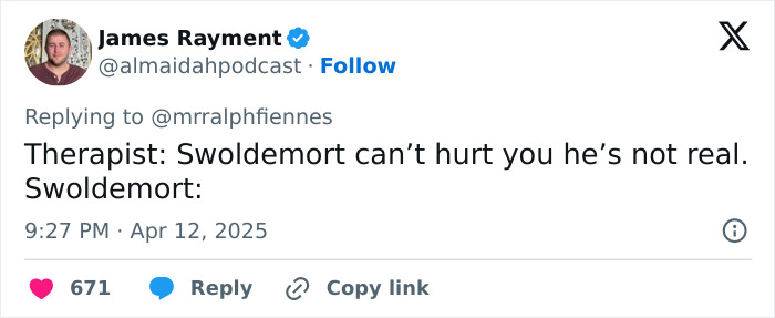 Tweet referencing Hollywood icon Ralph Fiennes, humorously calling him "Swoldemort" with a mention of a therapist. Tweet referencing Hollywood icon Ralph Fiennes, humorously calling him "Swoldemort" with a mention of a therapist.