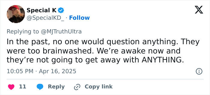 Tweet discussing awareness and skepticism, related to conspiracy theorists and Blue Origin capsule. Tweet discussing awareness and skepticism, related to conspiracy theorists and Blue Origin capsule.