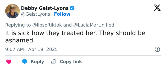 Debby Geist-Lyons tweets about trans locker room testimony, expressing anger at treatment of a crying girl. Debby Geist-Lyons tweets about trans locker room testimony, expressing anger at treatment of a crying girl.